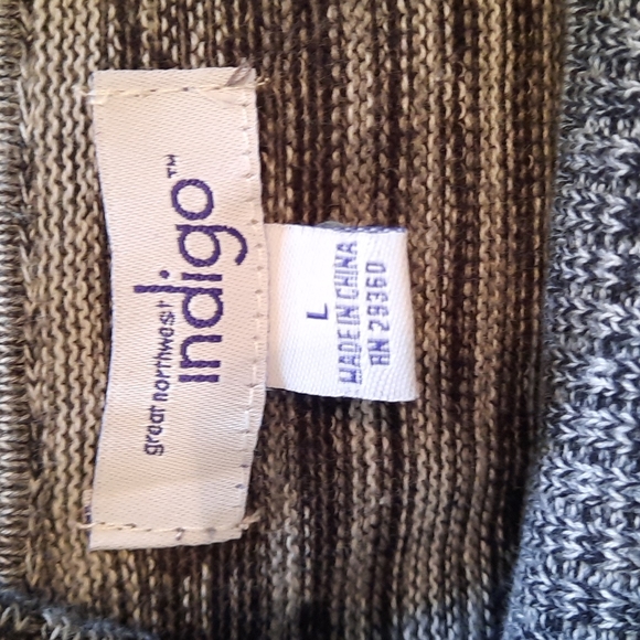 Great Northwest Indigo Sweater; Side Button Cowl Collar; Black & Gray - Picture 3 of 7